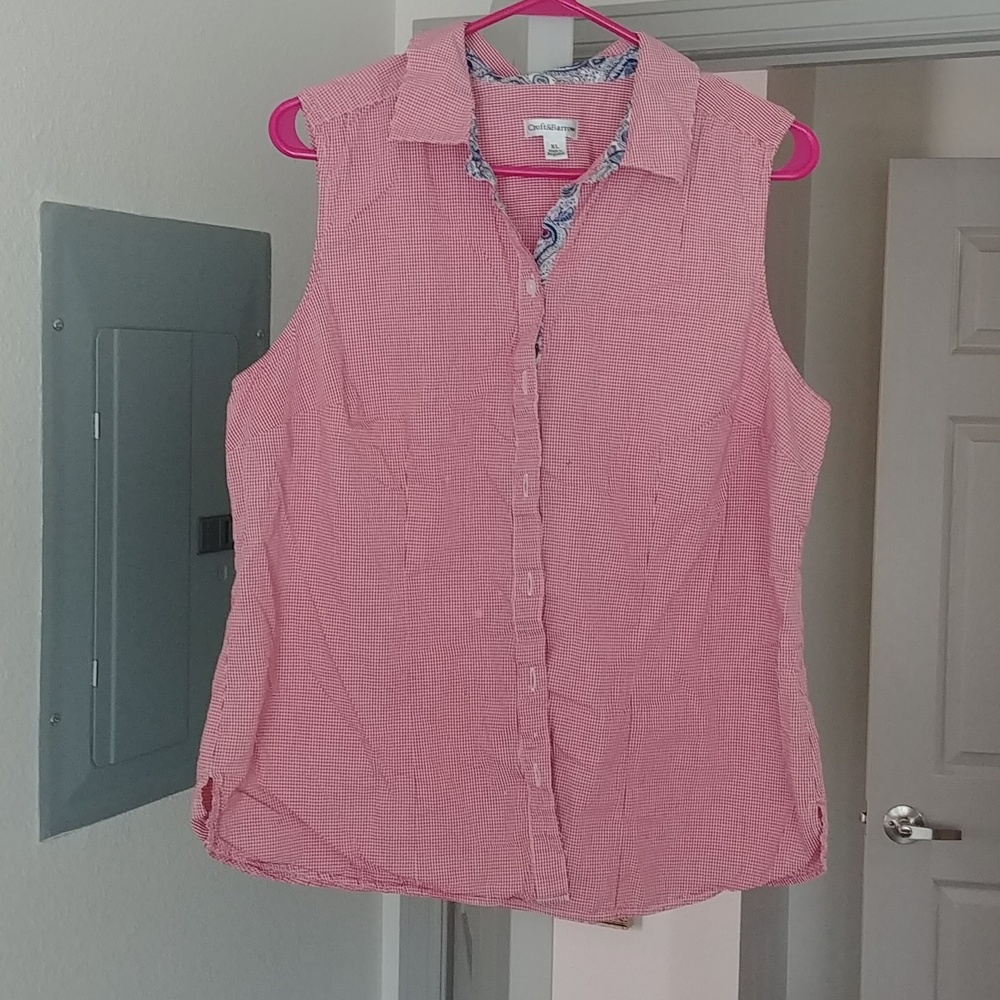 Sleeveless red and white button down shirt